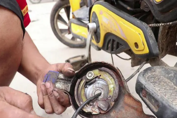 城口县电动车刹车故障